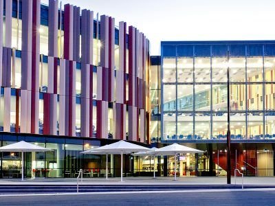 macquarie-university-building